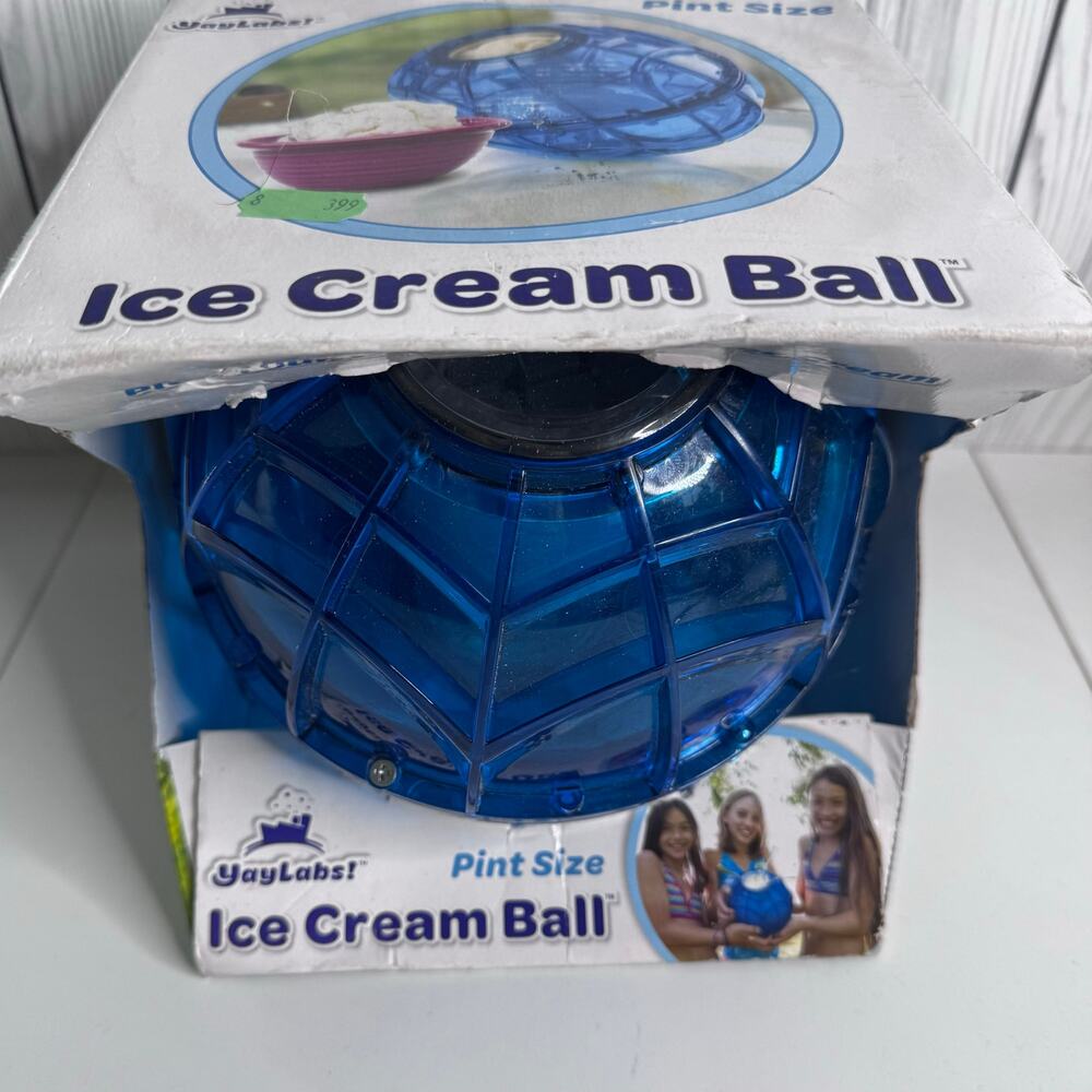 NEW Play and Freeze ICE CREAM MAKER BALL Blue 1 Pint Kids Cooking Science